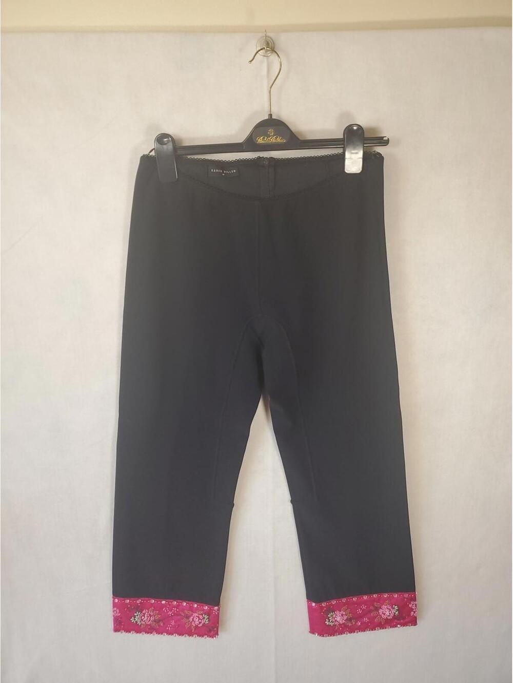 Karen Millen Women's Black Stretch Capris, Pink Floral Boho Embroidered Size 14